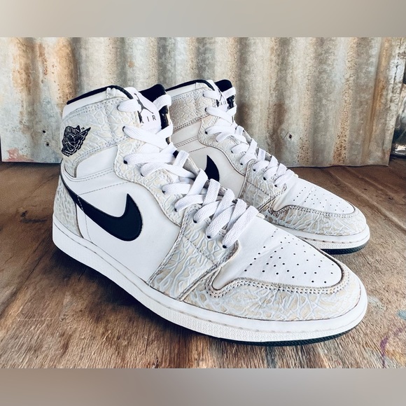 Jordan 1s Retro High White Elephant - Picture 2 of 5